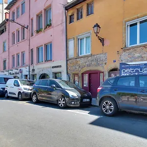 Cosy, Confortable Et Idealement Situe Lyon