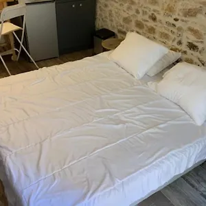 Cosy Georges For 2 People In Vieux Lyon