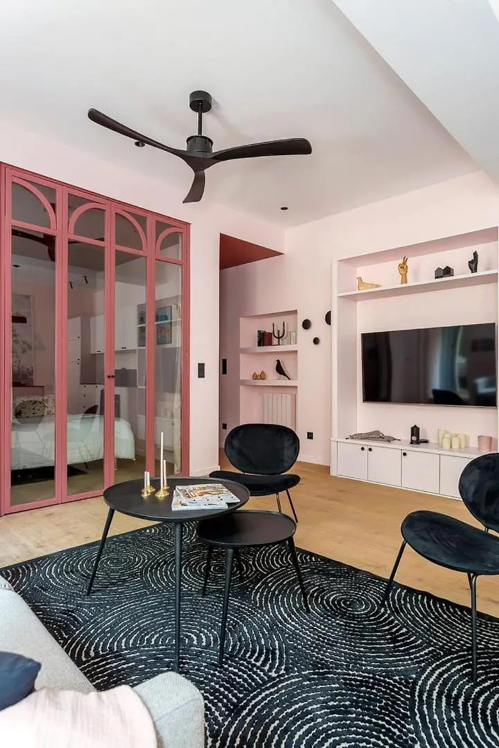 Apartment Overlooking Fourviere Balcony Lyon France