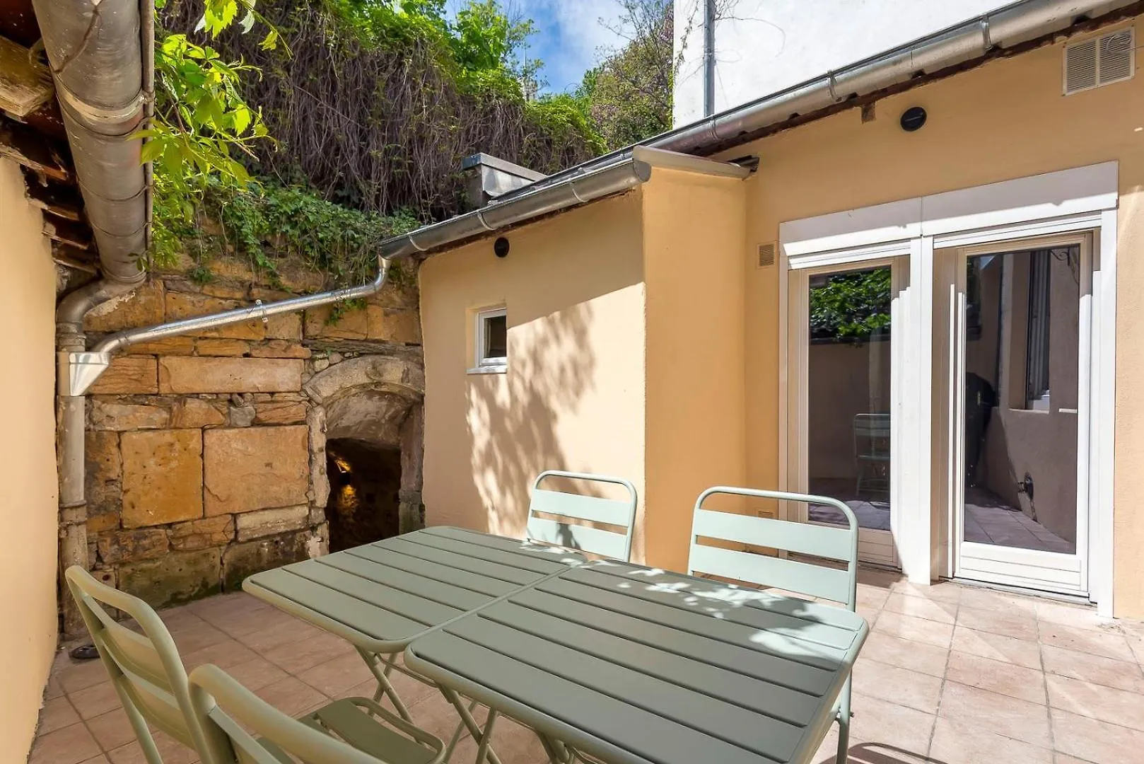 Apartment Overlooking Fourviere Balcony Lyon