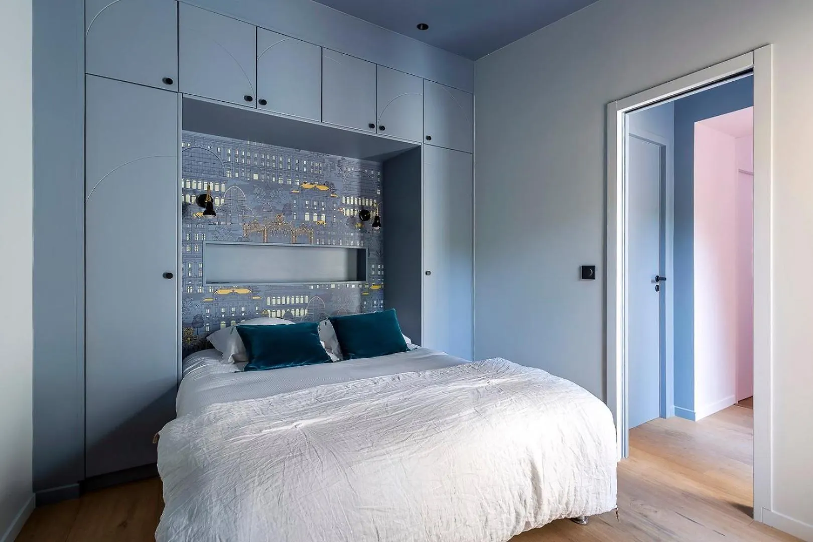 Apartment Overlooking Fourviere Balcony Lyon France