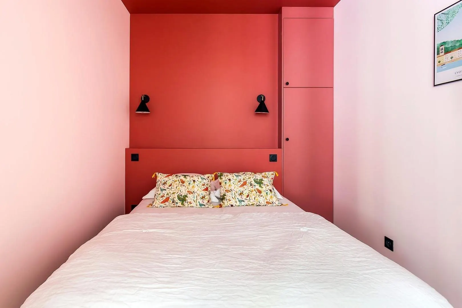 Apartment Overlooking Fourviere Balcony Lyon France
