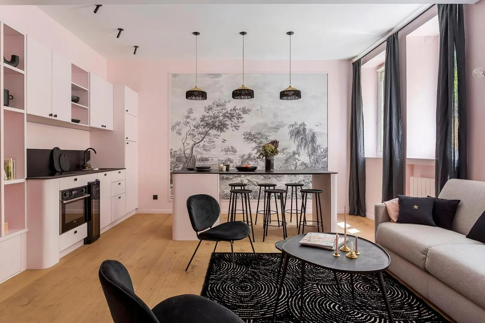 Apartment Overlooking Fourviere Balcony Lyon France